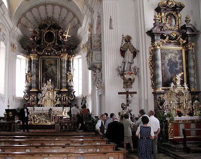 Fhrung in der Stiftskirche